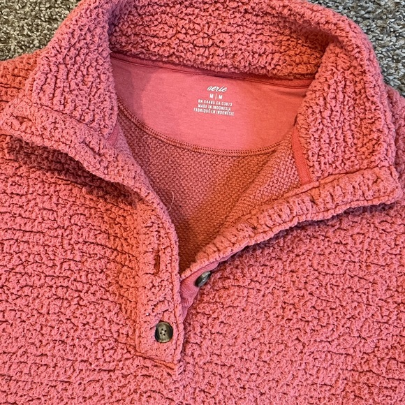 aerie Tops - Super soft Aerie Sherpa pullover with button V-neck collar, pockets, size Medium